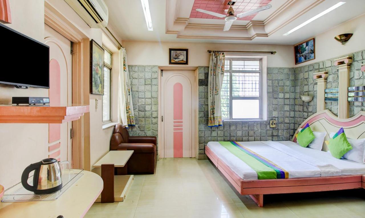 Treebo Trip Samrat Nashik Exterior photo
