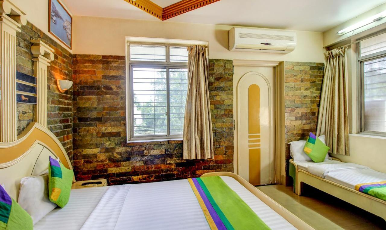 Treebo Trip Samrat Nashik Exterior photo